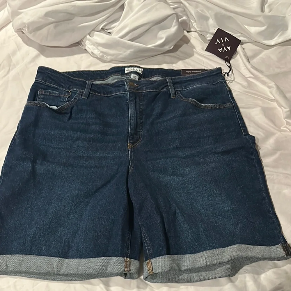 Ava & Viv Women's Jean Shorts - Dark Blue - Picture 2 of 2